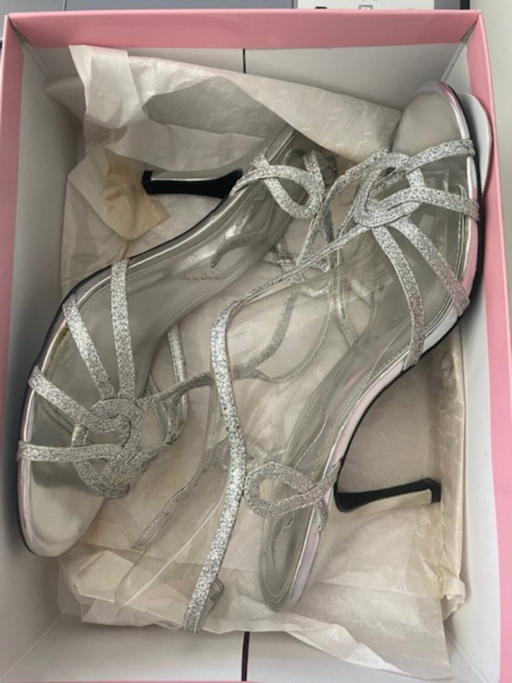 Nina - elegant strapless silver sandals - size 10